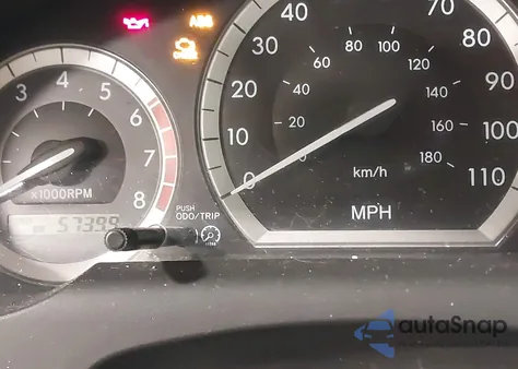 2005 Toyota Sienna Le z USA, uszkodzony, nr VIN 5TDZA23C45S383497